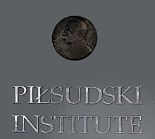 Instytut_Pilsudskiego_tablica